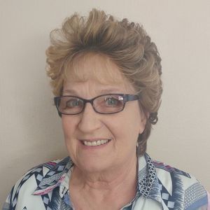 Meet your Posher, Connie